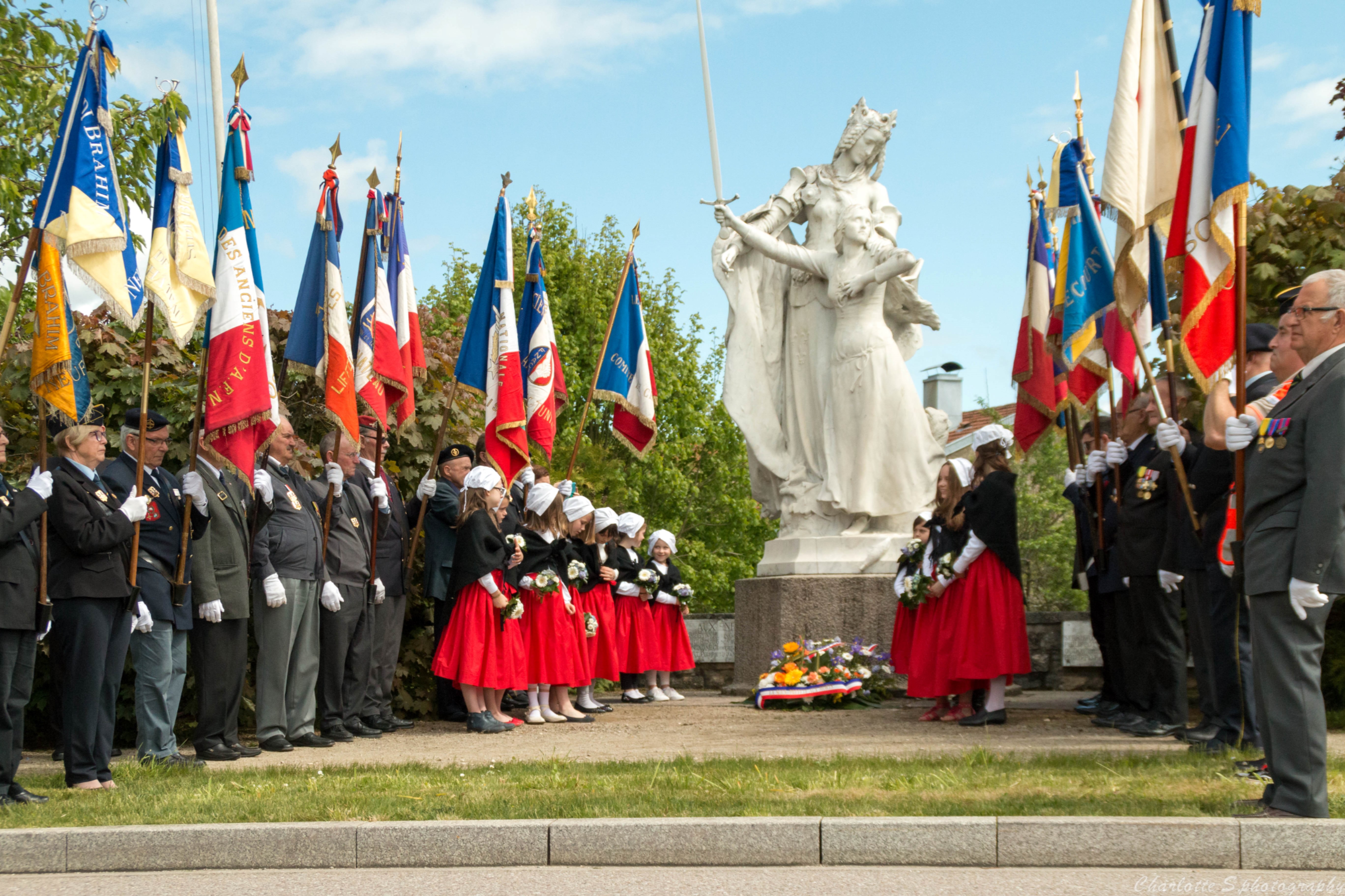 
				FÃªte Nationale de Jeanne d'Arc 2019